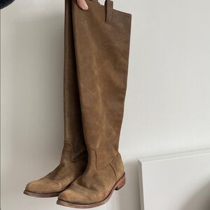 Suede Knee-High Leather Boots